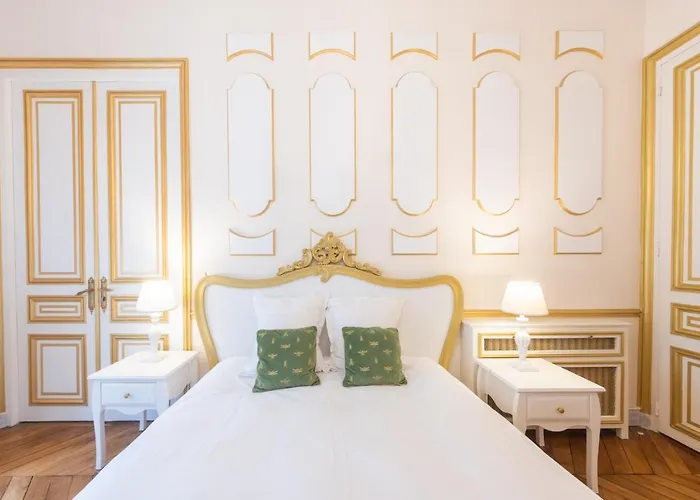 Maison De Lignieres - - Quartier Champs-elysees Bed & Breakfast Paris