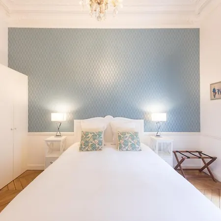 Maison De Lignieres - - Quartier Champs-elysees B&B 4*