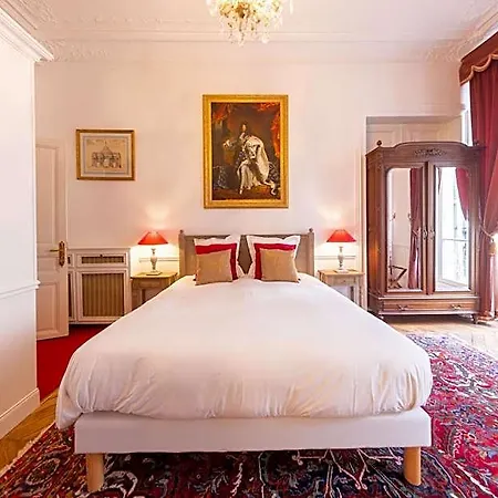 לינה וארוחת בוקר Maison De Lignieres - - Quartier Champs-elysees 4*